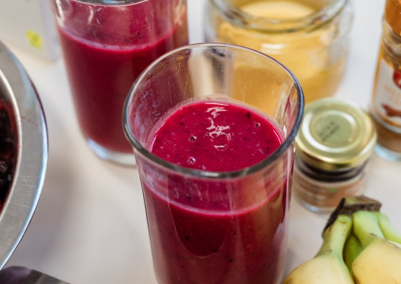 Stavljate bananu i borovnice zajedno u smoothie? Internet tvrdi da time radite veliku pogrešku