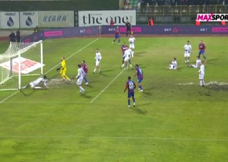 Pogledajte nevjerojatnu reakciju igrača Gorice; spasio je čisti gol Hajduka