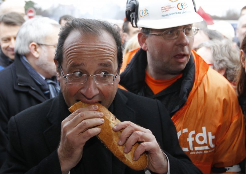 Hollande: Bogati patrioti moraju plaćati porez od 75 posto!