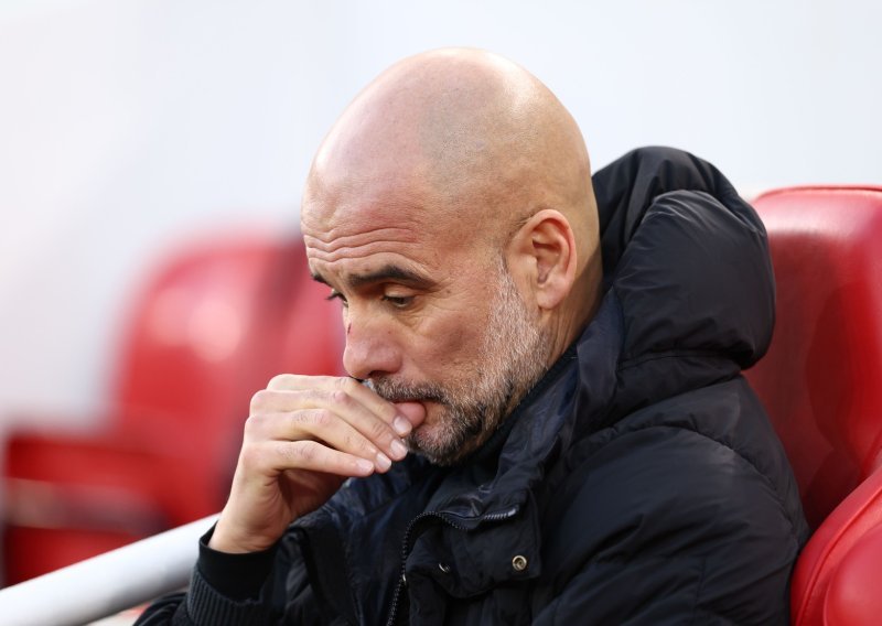 Totalni kaos u Cityju, očajni Guardiola zavapio: 'Treba mi 50 igrača!'