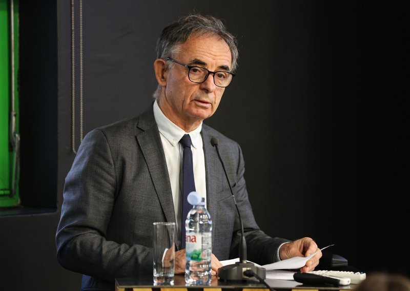 Pupovac: Postoji vrsta diskriminatornih pojava prema romskoj i srpskoj zajednici