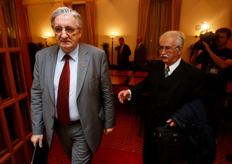Lawyer says it's untrue Tudjman is witness for Karadzic