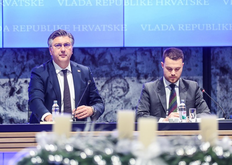 Vladine mjere za 'opstanak naroda': Koliko rastu naknade za roditelje i kako će privući iseljenike?
