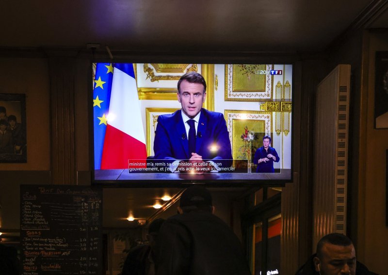 Macron će u petak imenovati novog premijera Francuske