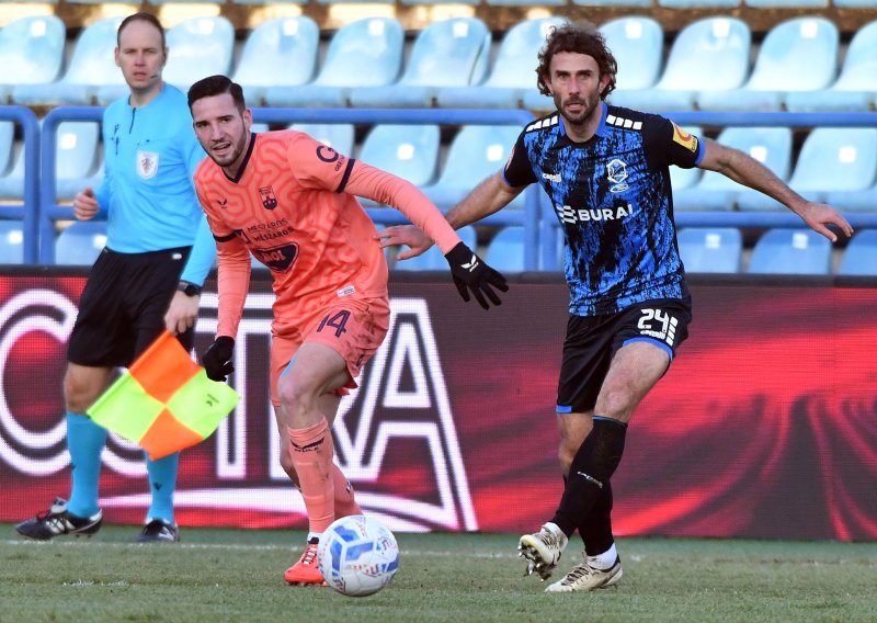 SuperSport Hrvatska nogometna liga, 17. kolo, Varaždin - Osijek 0:0, 15.12.2024., video sažetak