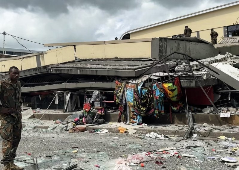 Snažan potres magnitude 7,3 pogodio Vanuatu