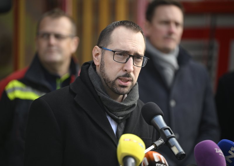 Tomašević proglasio Dan žalosti zbog događaja u OŠ Prečko