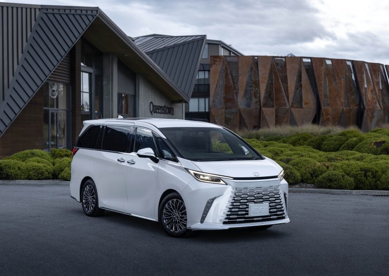Ovo je novi Lexus LM: Nova definicija luksuznog prijevoza u stilu privatnog zrakoplova