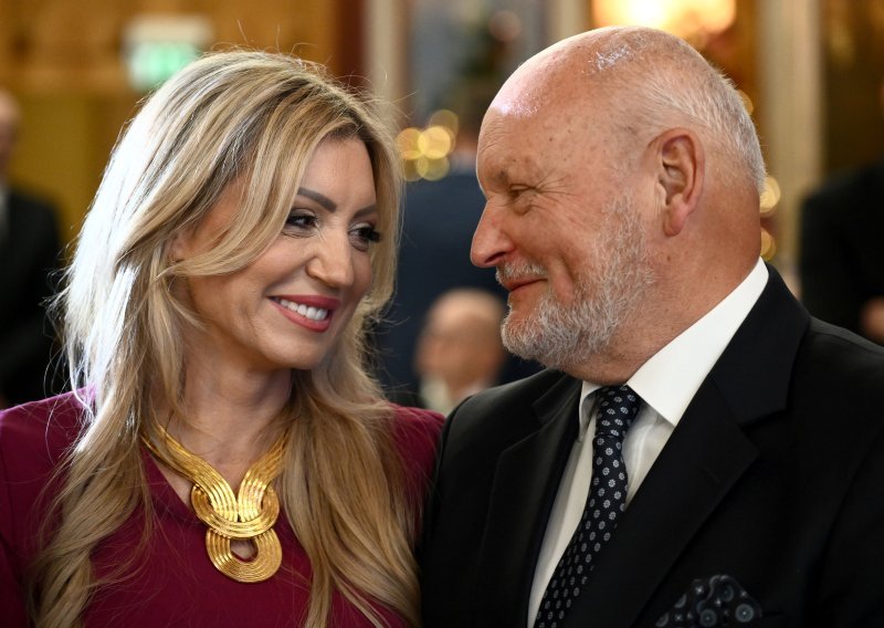 Blanka i Zlatko Mateša znaju uživati: Otišli su iz Zagreba i uživaju u blagdanima