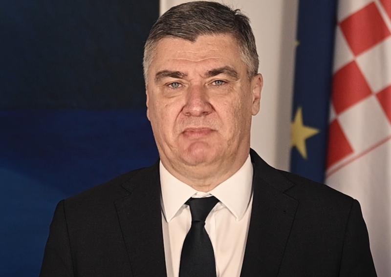 Milanović čestitao Božić: 'Želim mir i sigurnost hrvatskih obitelji i domova'