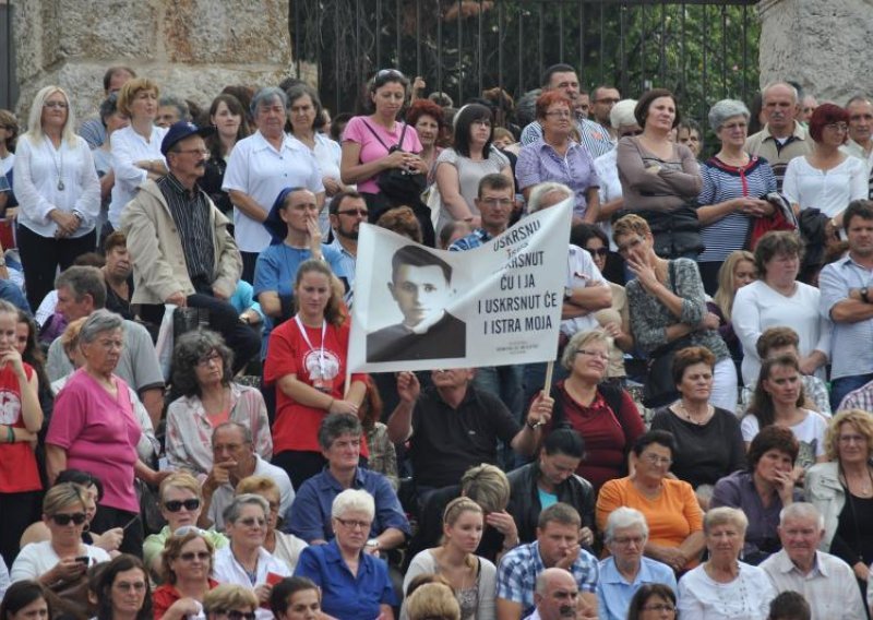 Istarski svećenik Miroslav Bulešić proglašen blaženim