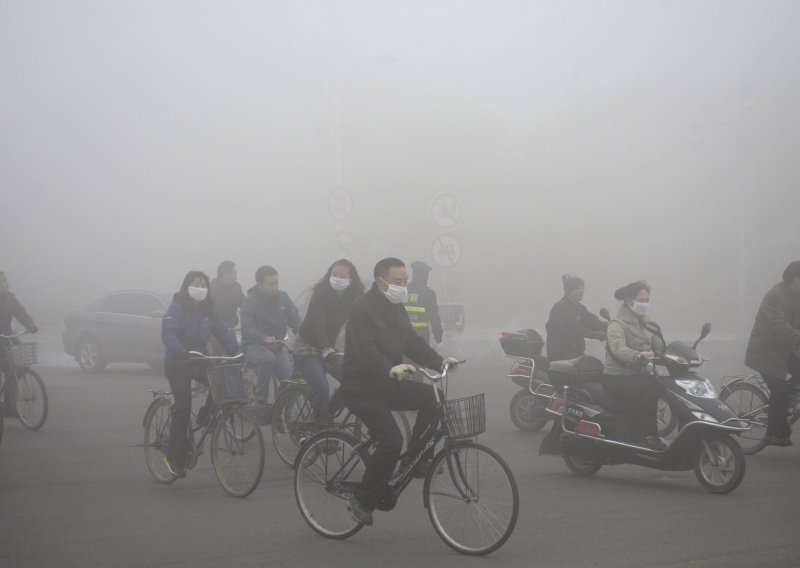 Prvi Kinez tužio vladu zbog smoga