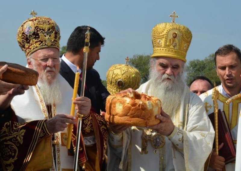 Najveći raskol u kršćanstvu u posljednjih 1000 godina postao stvarnost, ruska crkva prekinula sve odnose s Carigradom