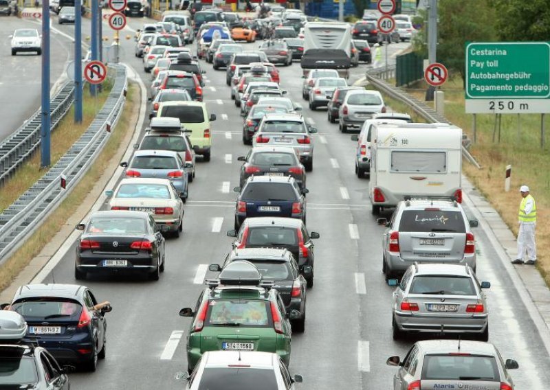 HAK upozorava na gužve za Veliku Gospu i za vikend