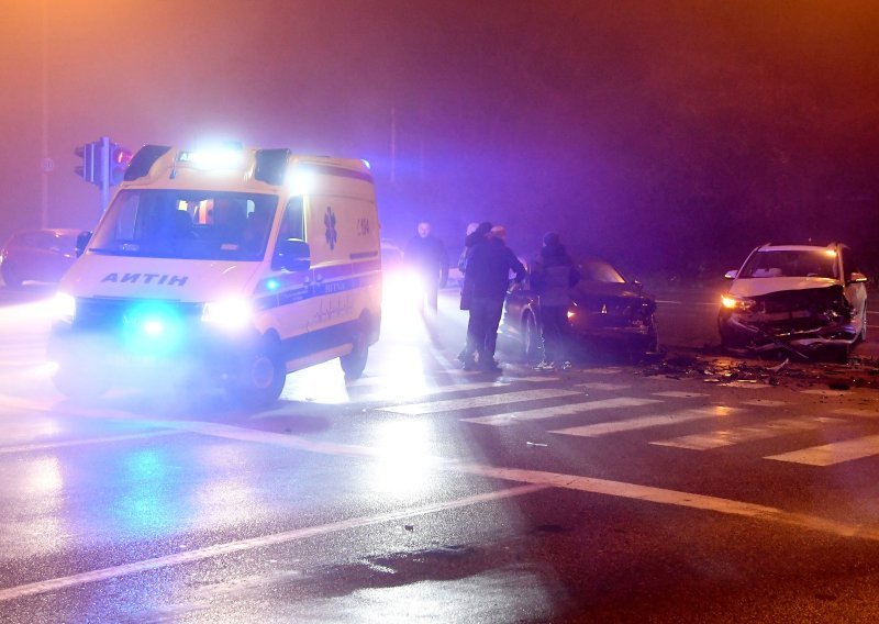 Dvije prometne nesreće u Zagrebu: Velika materijalna šteta, bilo je i ozlijeđenih