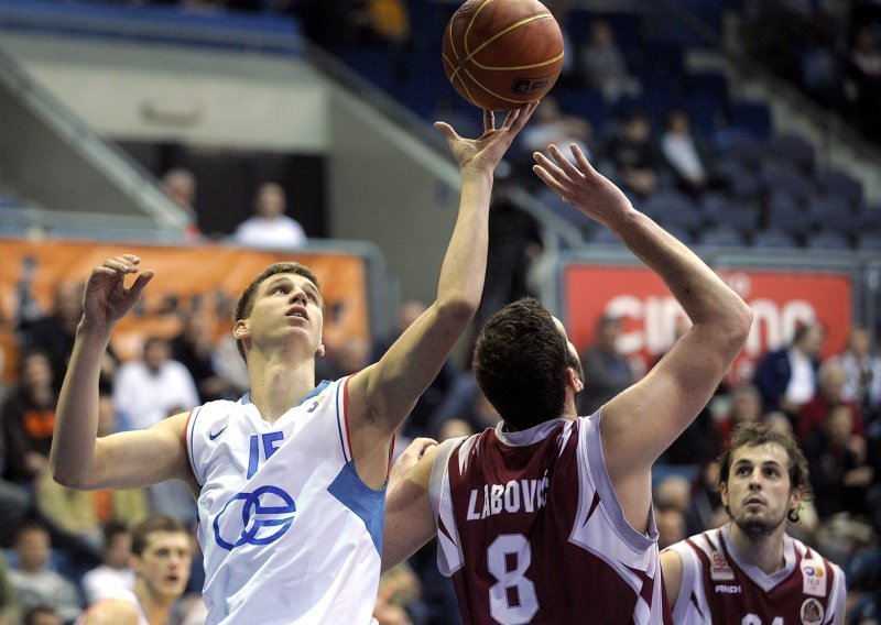 Cibona i drugi put posrnula na Rixos kupu