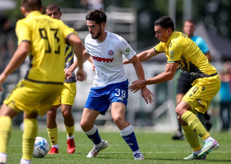 Hajduk se rješava igrača koji je bio hit u Ligi prvaka, a dovodi svog 'krvnika'?