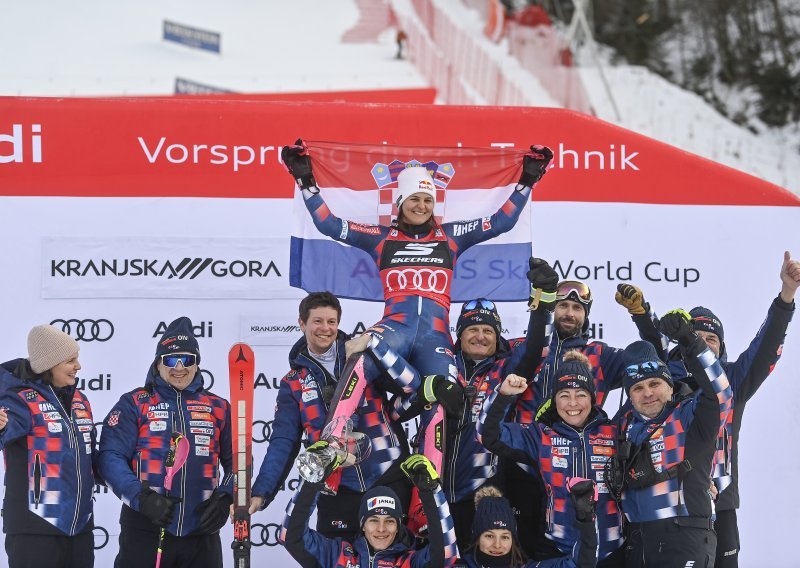 Slovenski komentator u deliriju proslavio pobjedu čudesne Zrinke; 'Hrvatska je 'Prvatska.' Nevjerojatno'