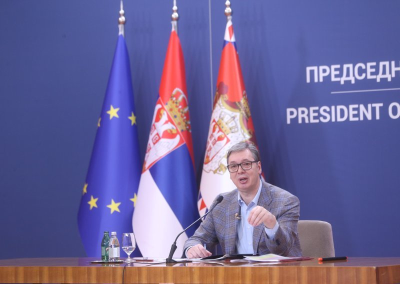 Vučić: Azerbajdžan nam je obustavio dotok plina