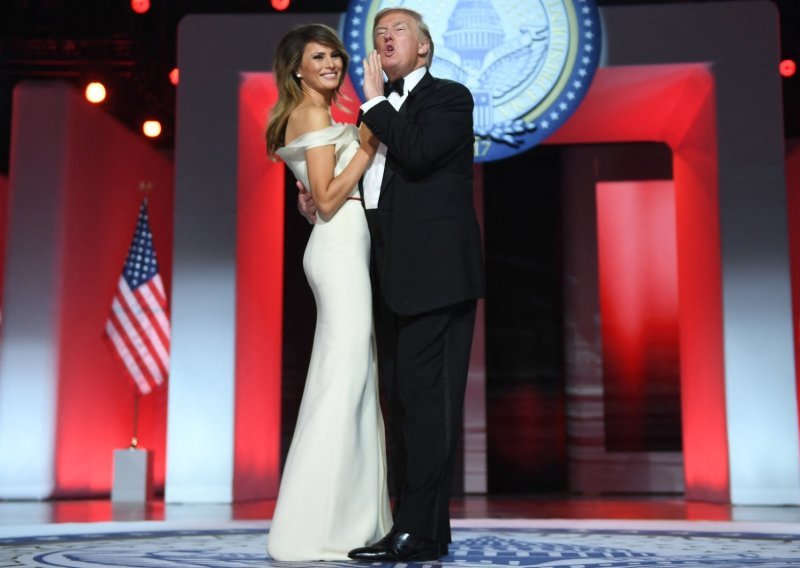 Svi detalji vjenčanice Melanije Trump: U ovom izdanju se udala prije 20 godina