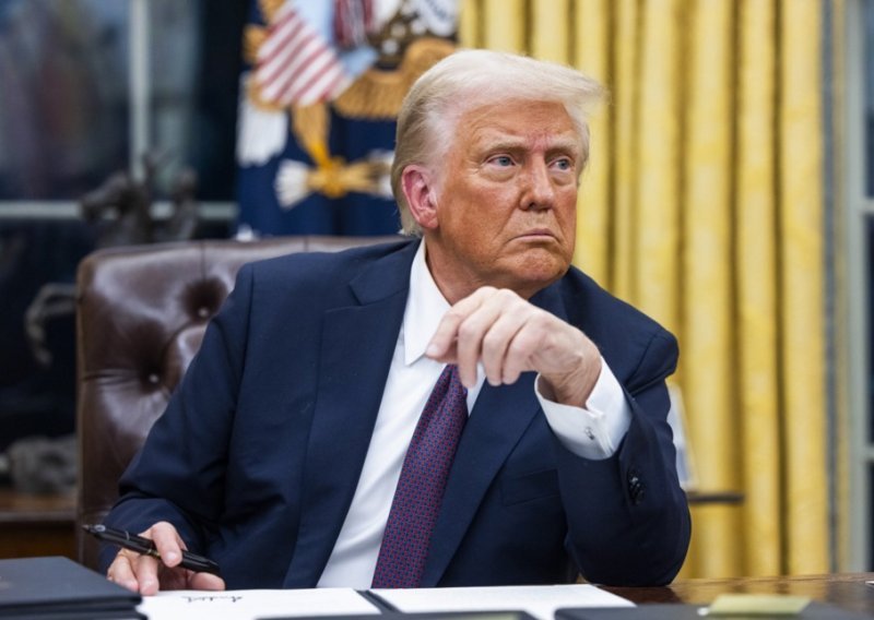 Rafalna paljba Donalda Trumpa: Ovo su sve mjere koje je uveo čim je prisegnuo