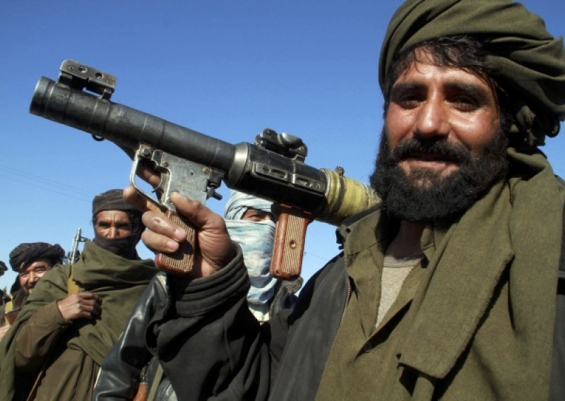 Snajperist ubio šest talibana jednim metkom