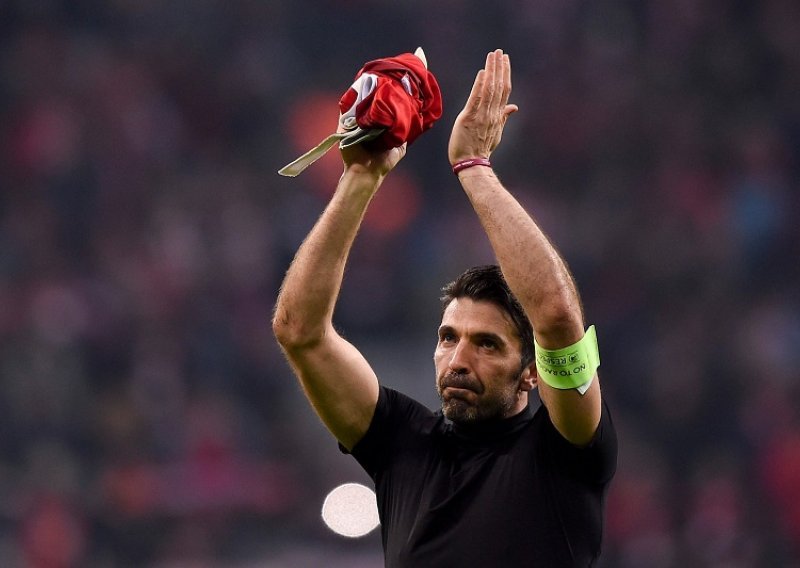 Buffon priznao pred svima: Bilo mi je 12 kada sam te iznevjerio