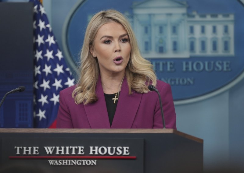 Opasan presedan? Bijela kuća preuzima kontrolu nad izborom medija koji prate Trumpa