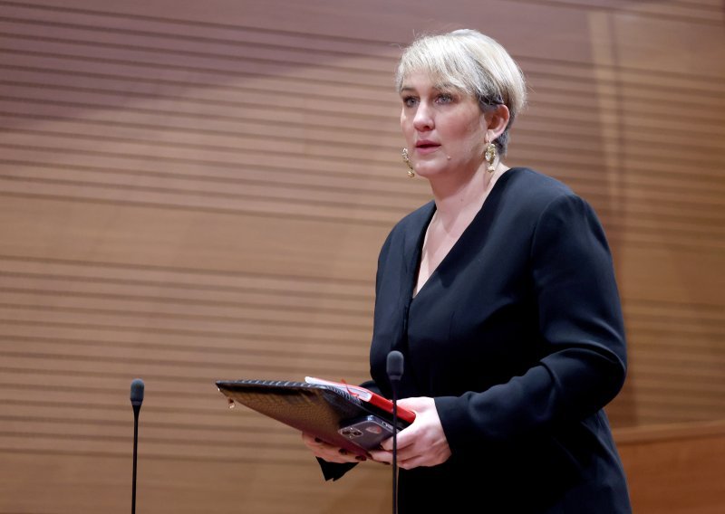Oporba traži ostavku šefa Jadrolinije: 'Gospodine Sopta, rampe su vam krvave!'