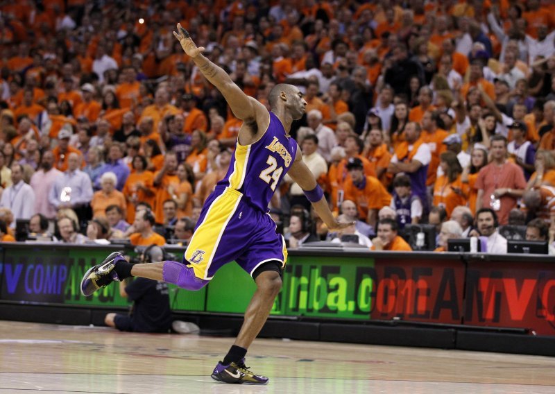 Odlični Bryant odveo Lakerse u finale