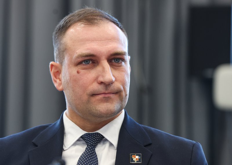 Vlajčić je mjesecima primao dječji doplatak na koji nema pravo, ali neće platiti kaznu