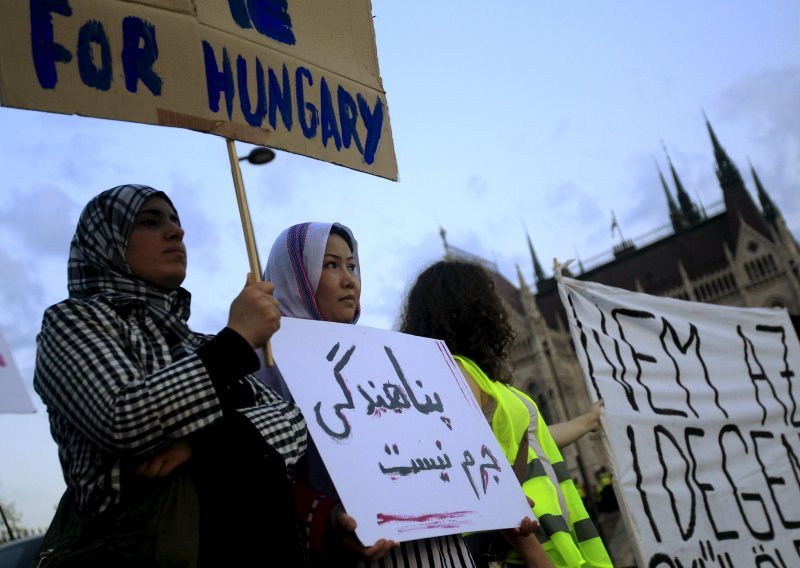 Mađarska namjerava zatvoriti granicu sa Srbijom