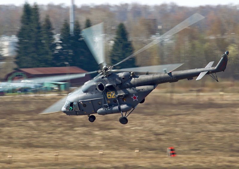 U Siriji srušen ruski helikopter, svi članovi posade poginuli