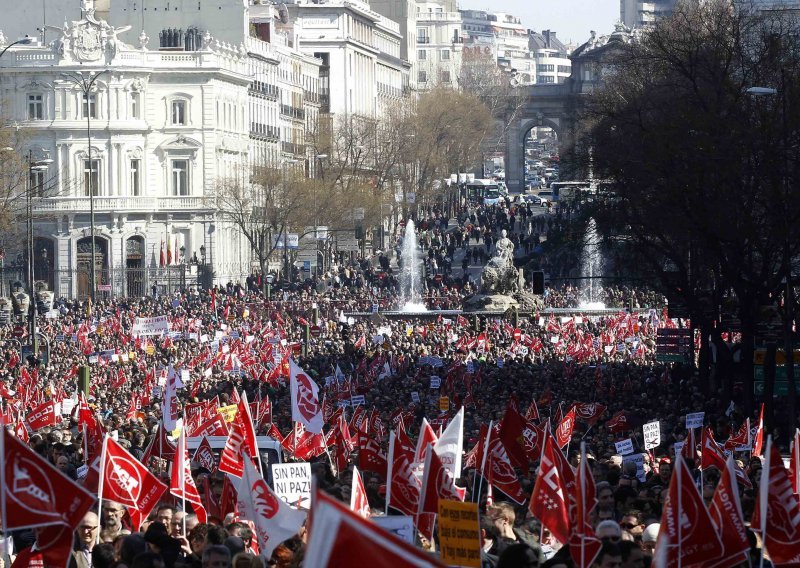 U Španjolskoj masovni prosvjedi protiv reformi