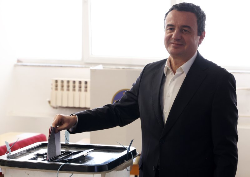 Izlazne ankete: Kurti dobiva izbore, ali nedovoljno za samostalnu vladu