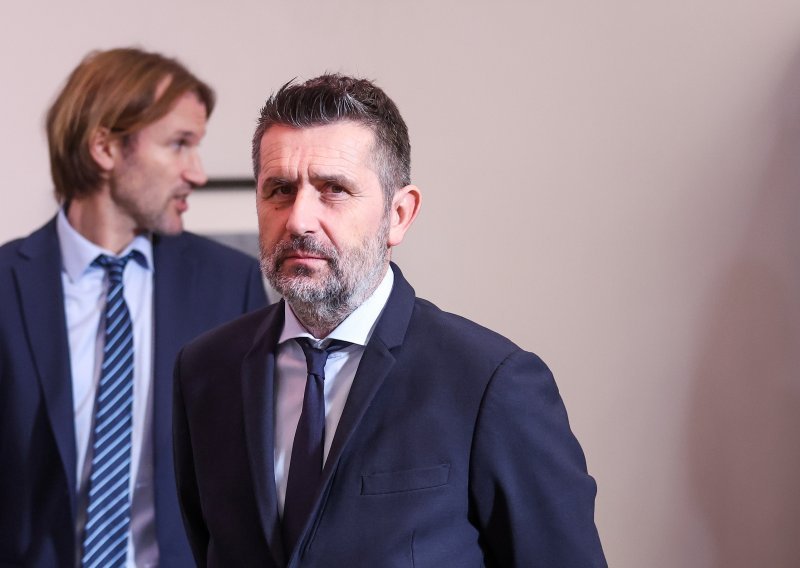 Nenad Bjelica odbio posrnulog velikana: Moji planovi su vezani uz...