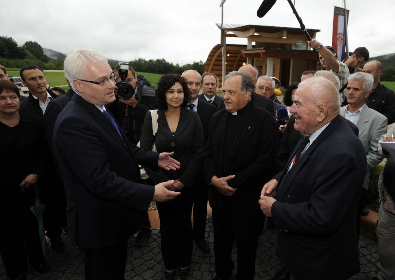 Je li Josipović ispao naivac na Bleiburgu?