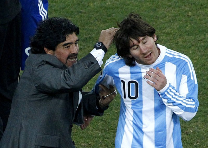 Maradona na Twitteru: Leo, hvala ti, hvala, hvala, hvala...