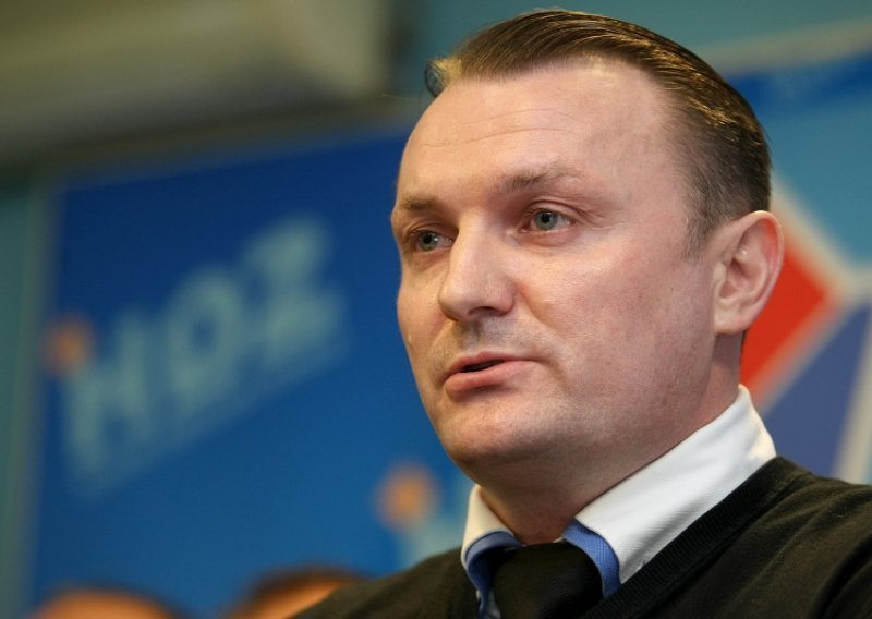 'Je li Bubalo gradonačelnik Osijeka ili Mostara?'
