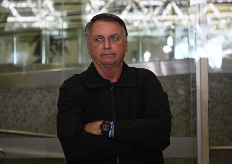 Hospitaliziran bivši brazilski predsjednik Bolsonaro