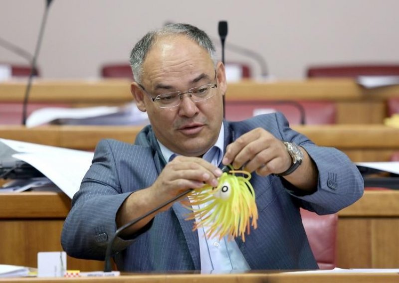 'IDS nije ušao u koaliciju sa SDP-om jer vraća dug Brkiću'