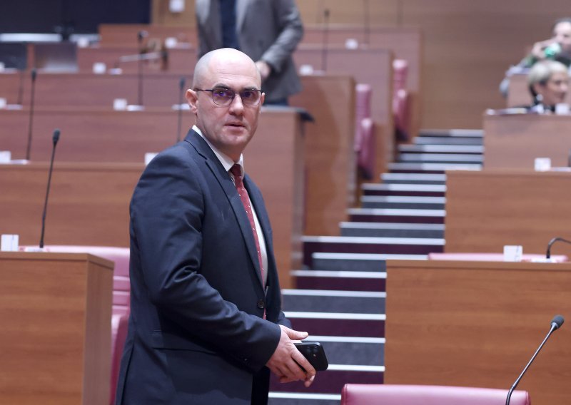 Sabor sutra donosi konačnu odluku o Dabrinom imunitetu, rasprava prošla bez riječi iz HDZ-a i DP-a