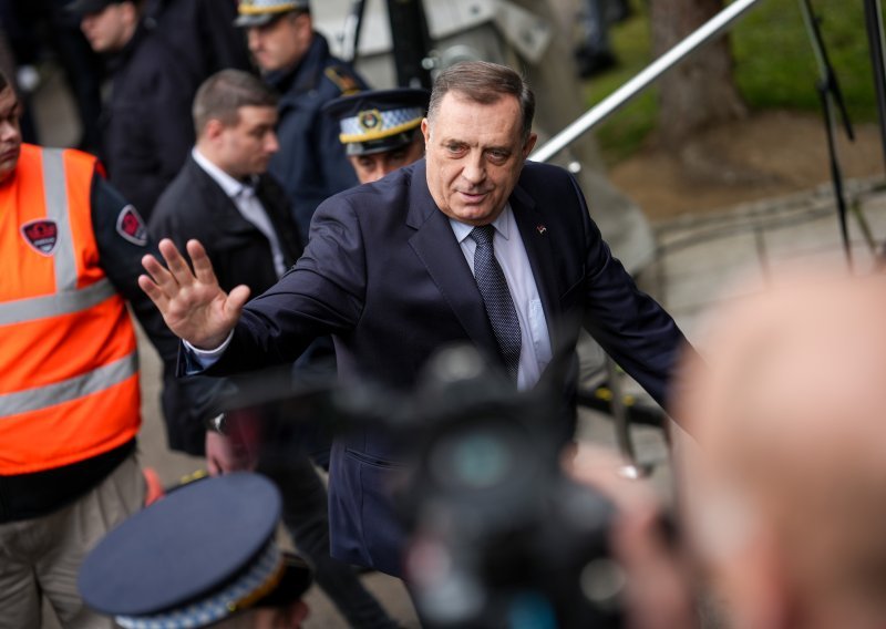 Upućen zahtjev Ustavnom sudu BiH za ocjenu i blokiranje spornih zakona RS