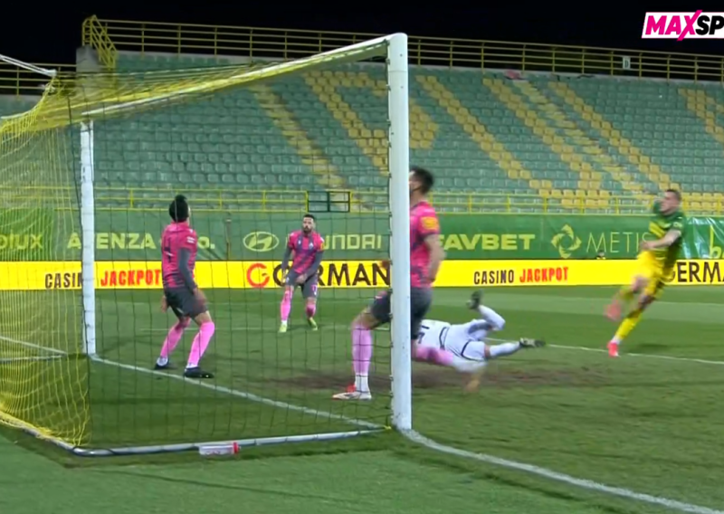 Pogledajte kako je Fućak zakucao loptu u gol za ekspresni povratak Istre