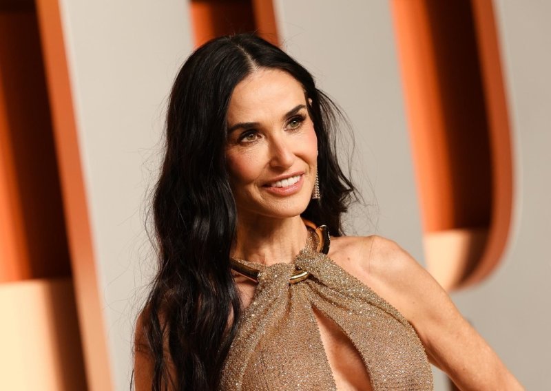 Demi Moore je shrvana: Jako teško podnosi ovaj gubitak