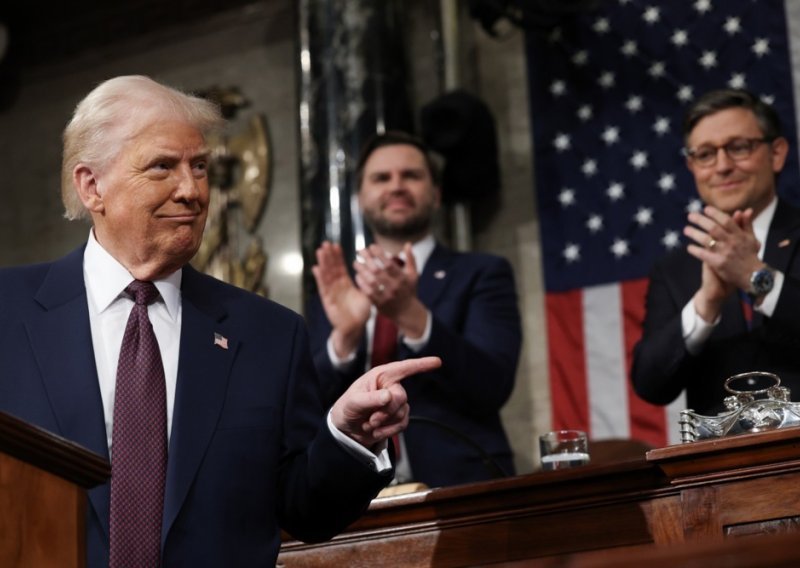 Trump pročitao pismo Zelenskog. Najavio 'zlatno doba Amerike': Dobit ćemo Grenland na ovaj ili onaj način