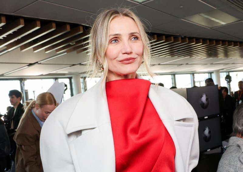 Svi su primijetili fantastičan izgled Cameron Diaz, a tajna je u ovom hit rumenilu