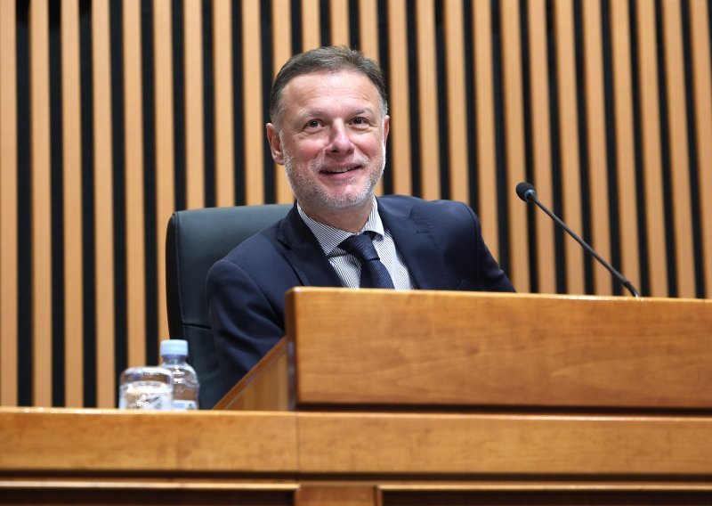 Jandroković u Sjevernoj Makedoniji: Zastupnicima u Sobranju citirao Dadu Topića