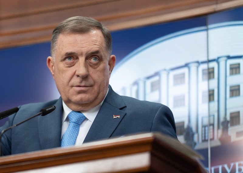 Dodik traži saveznike po Europi: Najmilija mu je ekstremna desnica