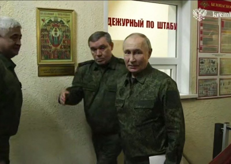 Putin navukao uniformu i došao u Kursk: Ukrajinske zarobljenike tretirati kao teroriste